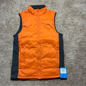 COLUMBIA MENS VEST Nelson Mountain EXS Size XS Zip Front Omni-Shield Outdoor NWT
